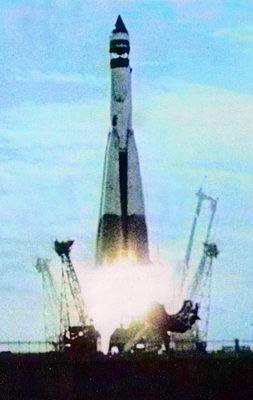 Vostok-L 8K72 | Luna-1b cover image