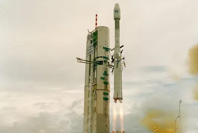 Ariane 40 | Helios 1B cover image