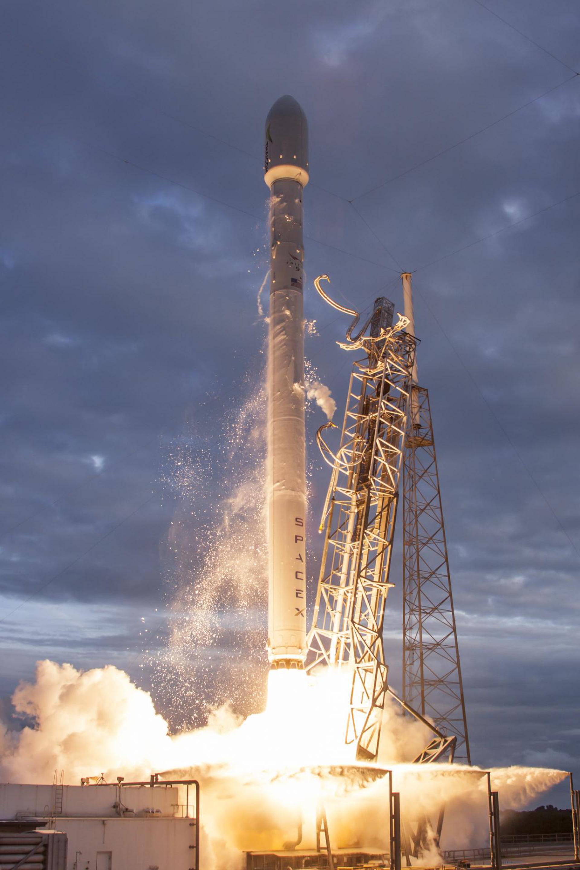 Falcon 9 v1.1 | Thaicom-6 cover image