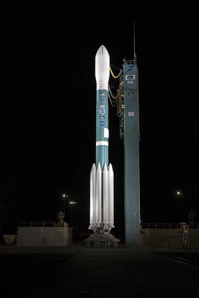 Delta II | Iridium 77, 79 to 82 cover image