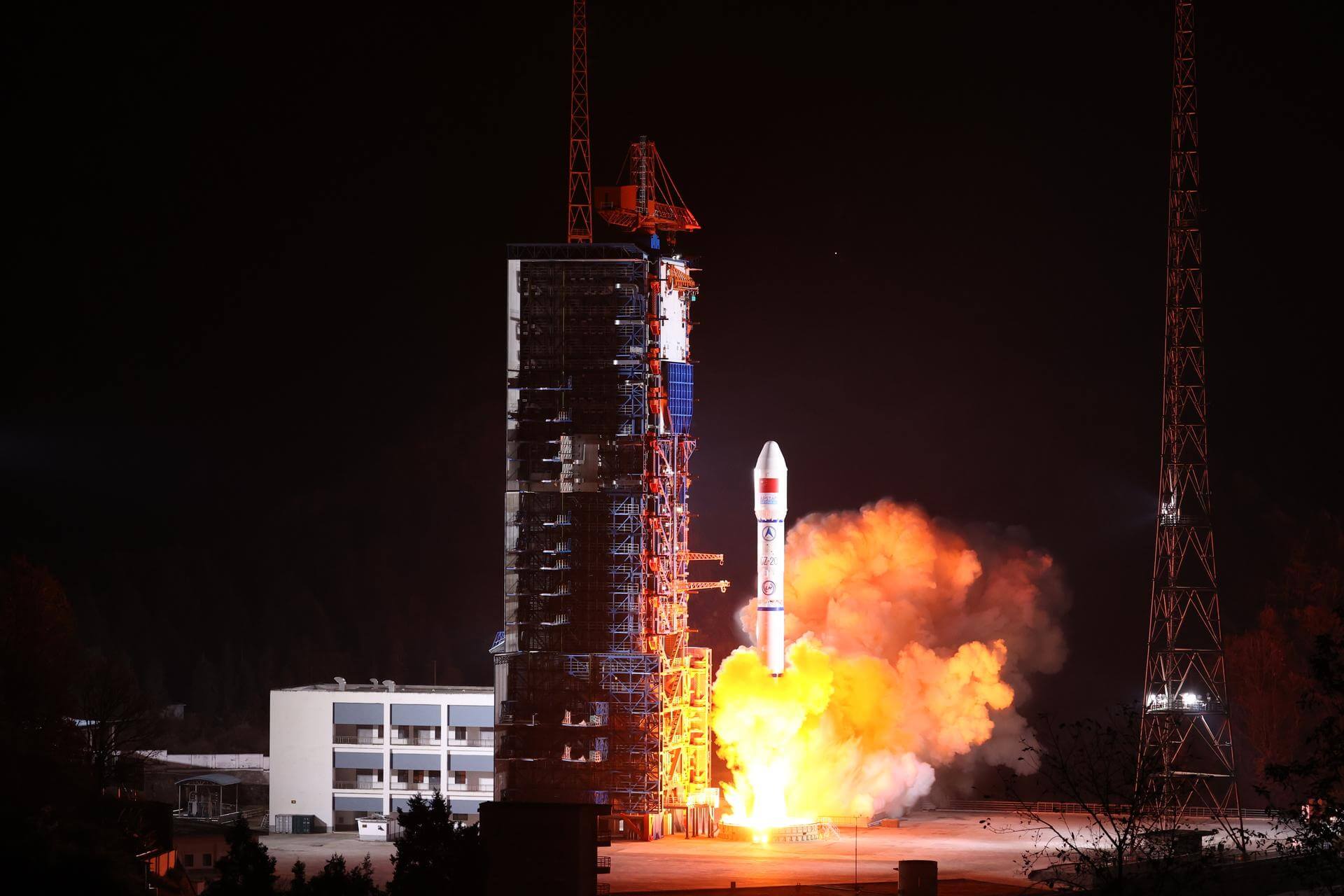 Long March 2C | APStar 6E cover image