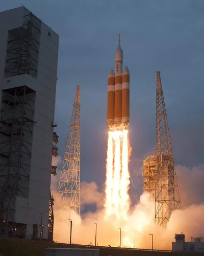 Delta IV Heavy | EFT-1 cover image