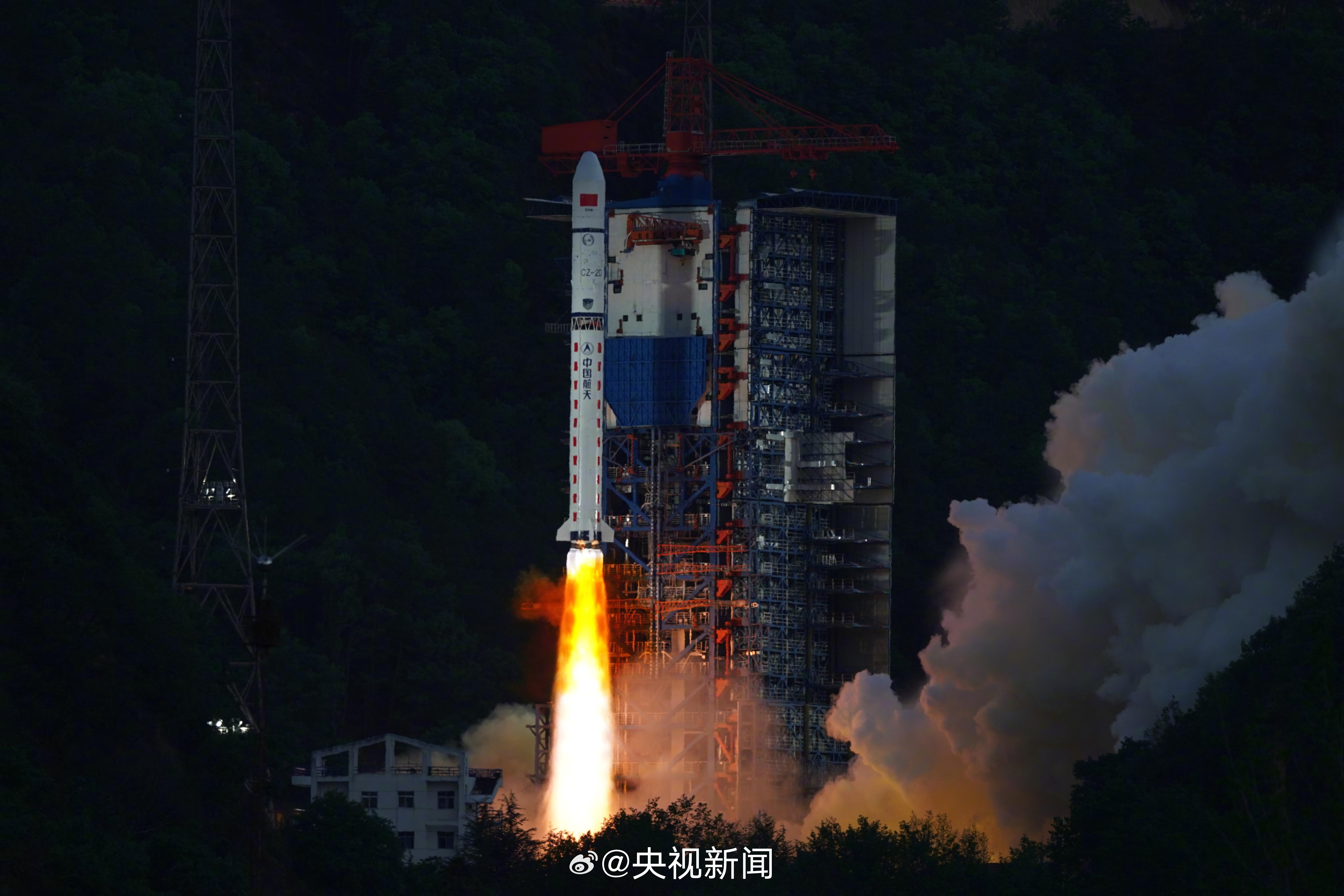 Long March 2D | Yaogan 42-01 cover image