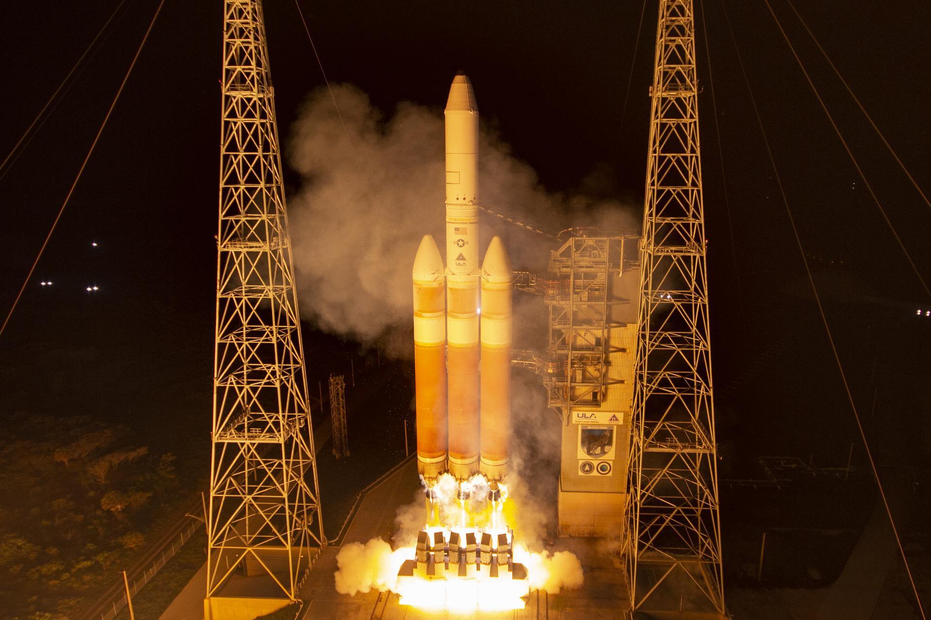 Delta IV Heavy | NROL-44 cover image