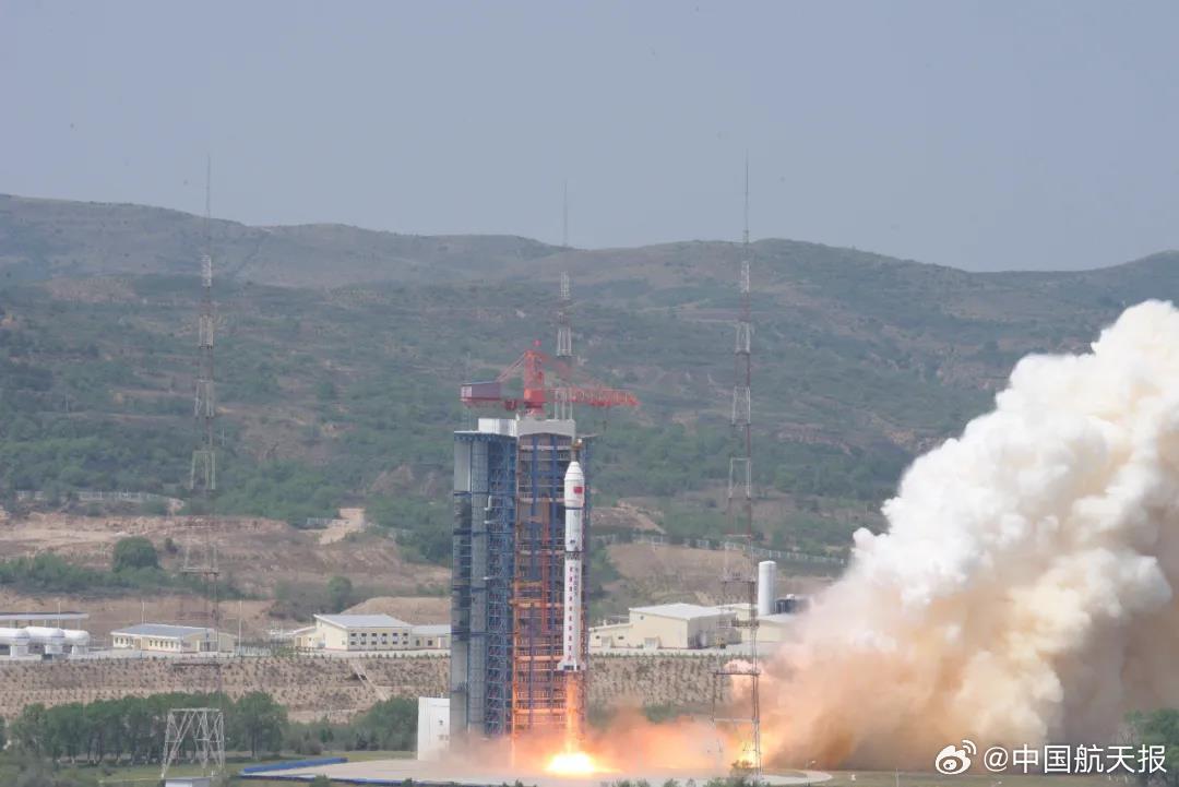 Long March 2D | Beijing 3C cover image