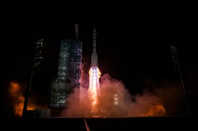 Long March 2F/G | Shenzhou 18 cover image