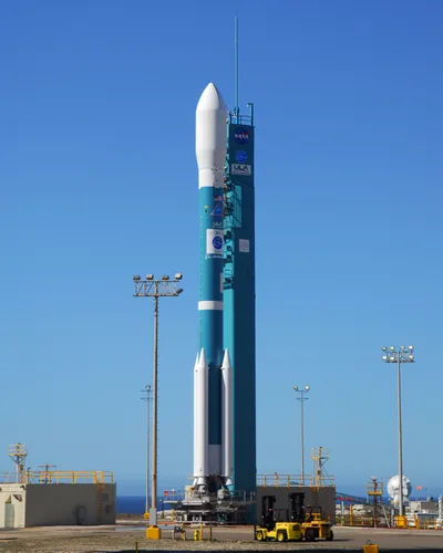 Delta II 7420-10 | COSMO-SkyMed 2 cover image