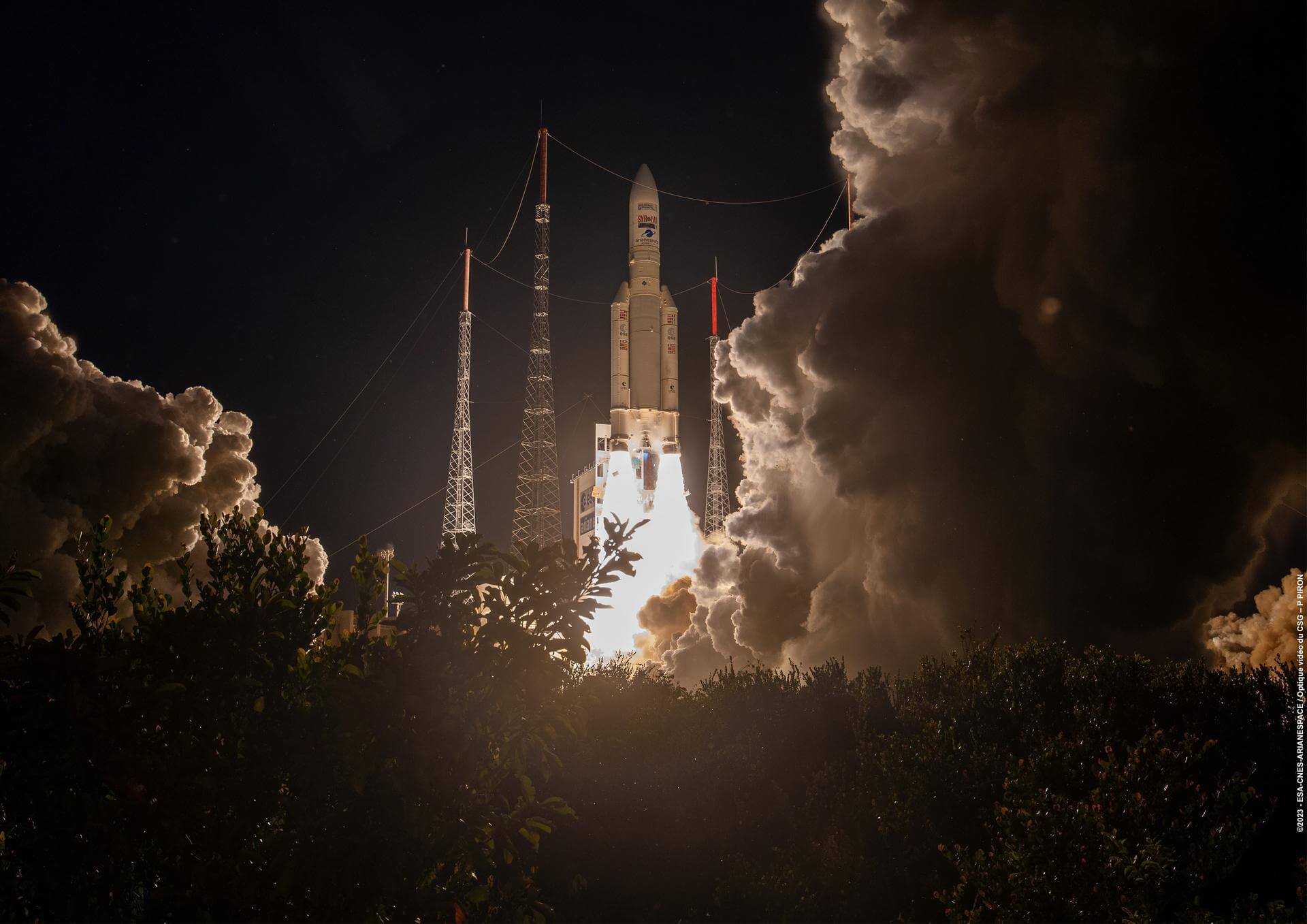 Ariane 5 ECA+ | Syracuse 4B & Heinrich Hertz (H2Sat) cover image