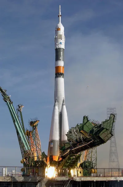 Soyuz U | Zenit-8 63 cover image