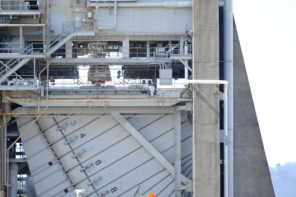 RS-25 engine No. 10001 undergoes a hot fire test on the Fred Haise Test Stand at NASA’s Stennis Space Center in Mississippi on October 21, 2026.
