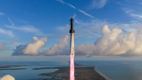 SpaceX will attempt to reach weekly Starship launches by early 2027