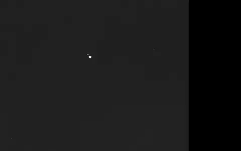 First light: Hera resolves two asteroids instead of one