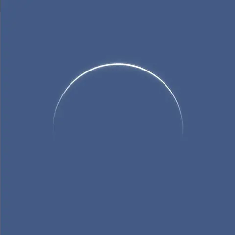 APOD: 29 October 2026 – The Horns of Venus