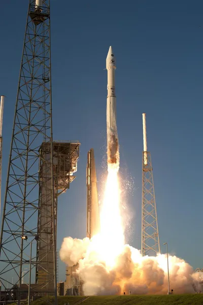 Atlas V 411 cover image