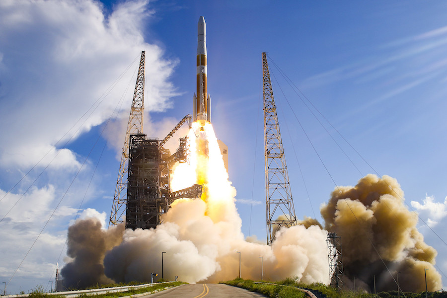 Delta IV M+(4,2) cover image